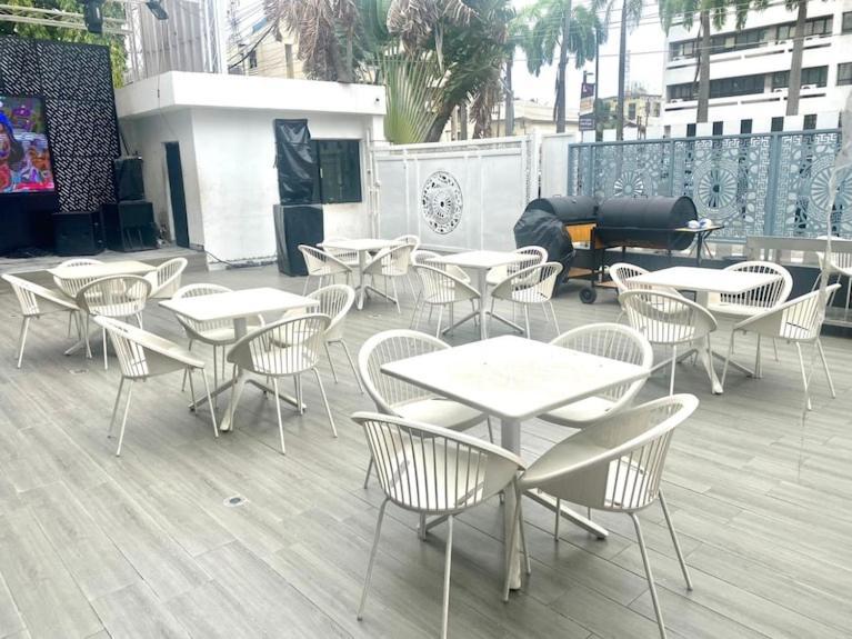 Jada Hotel And Suits Lagos Bagian luar foto